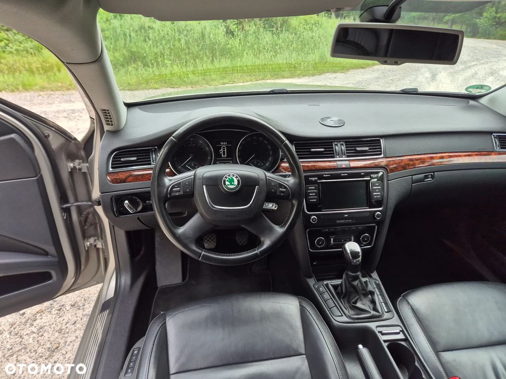 Skoda Superb 1.8 TSI Elegance - 19