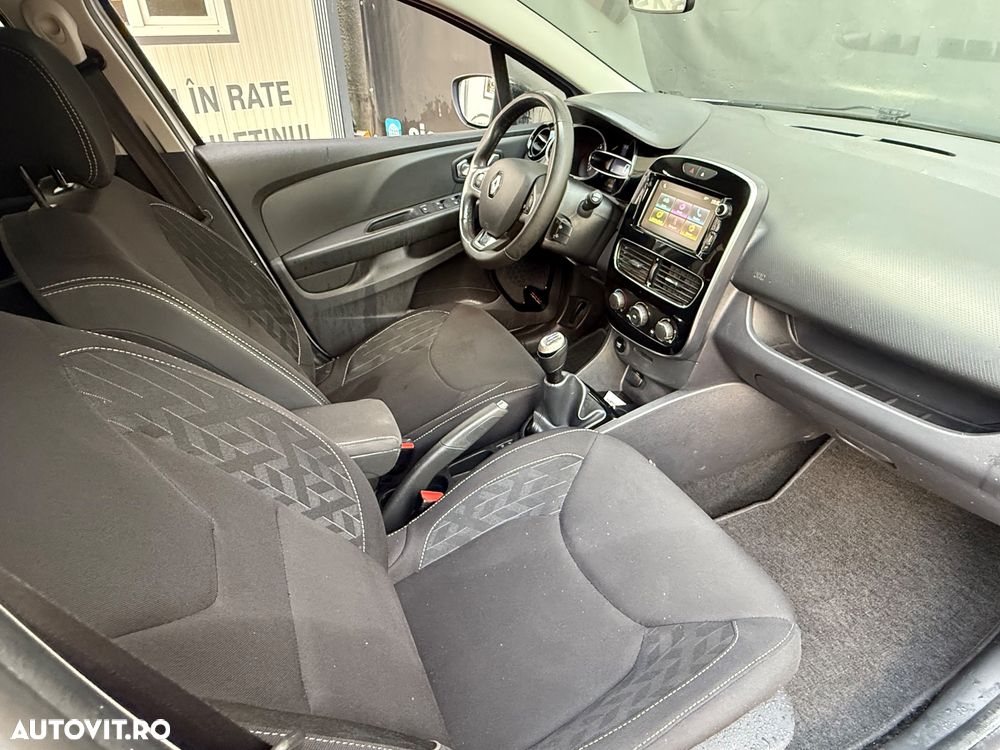 Renault Clio - 6