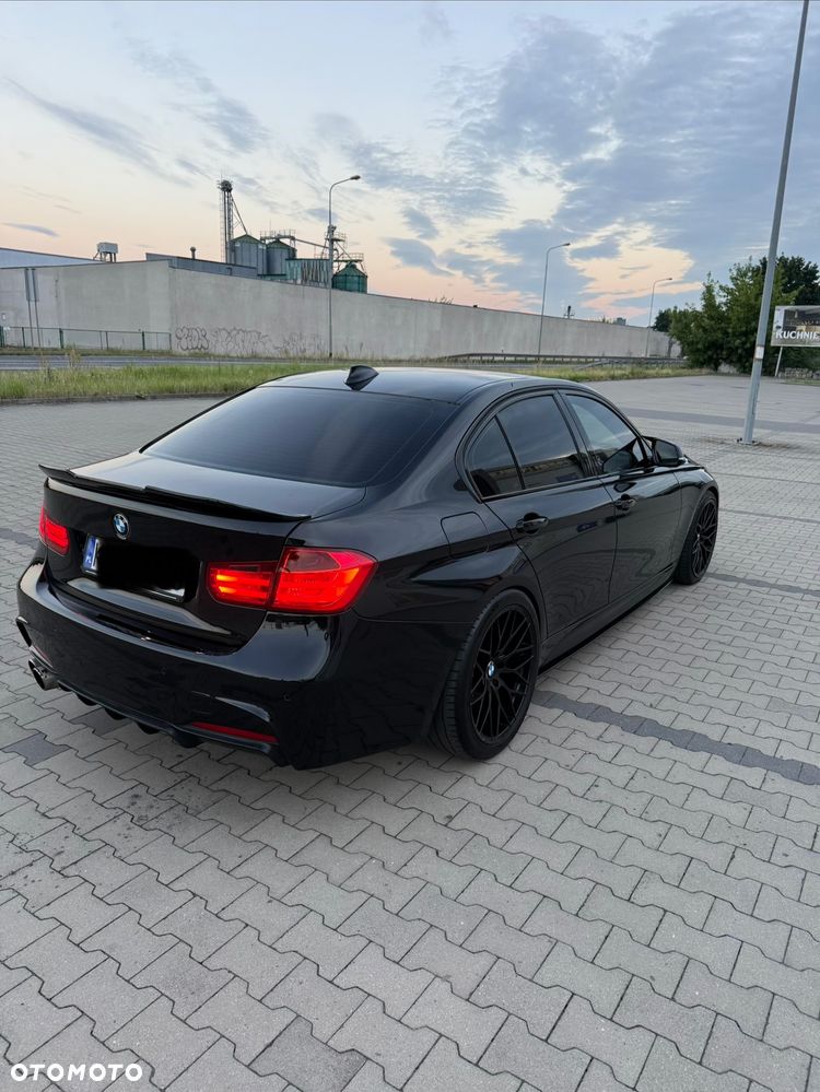 BMW Seria 3 320d - 8