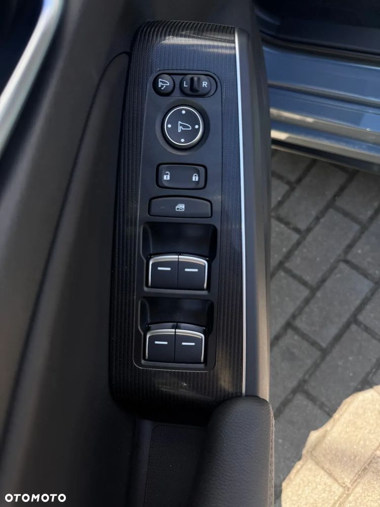 Honda Civic 2.0 i-MMD Advance CVT - 23