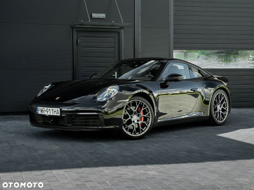 Porsche 911 Carrera 4S - 3
