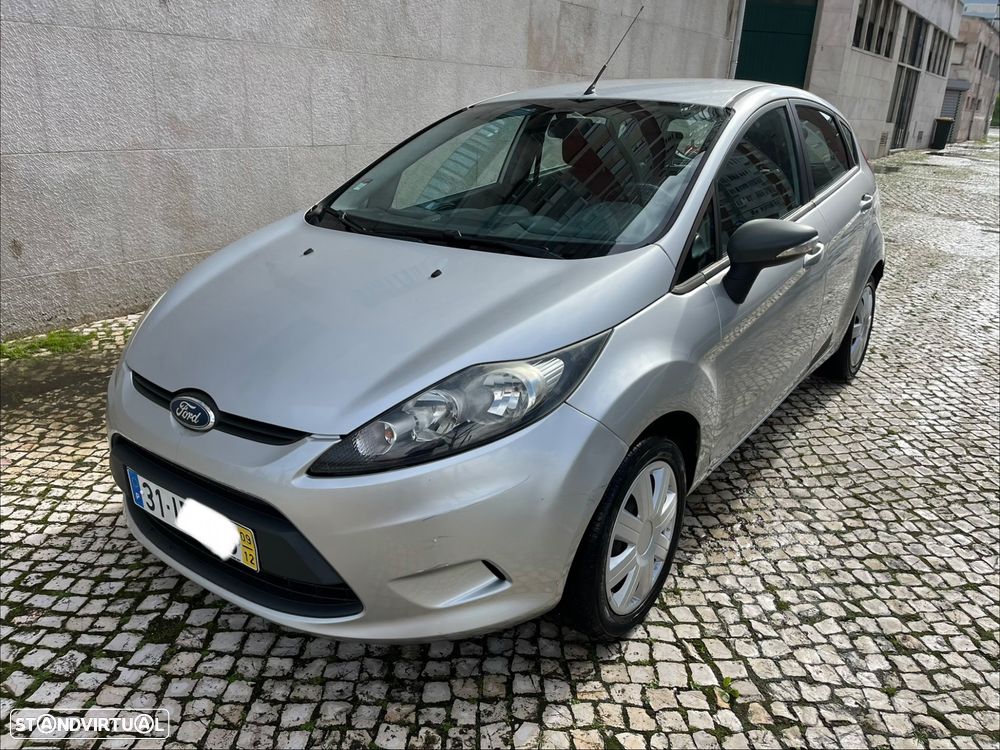 Ford Fiesta 1.4 TDCI Ambiente - 2