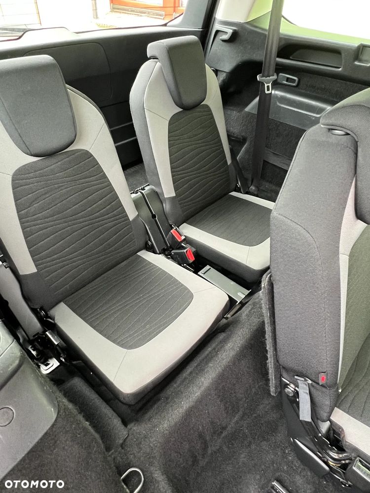 Citroën C4 Grand Picasso - 12