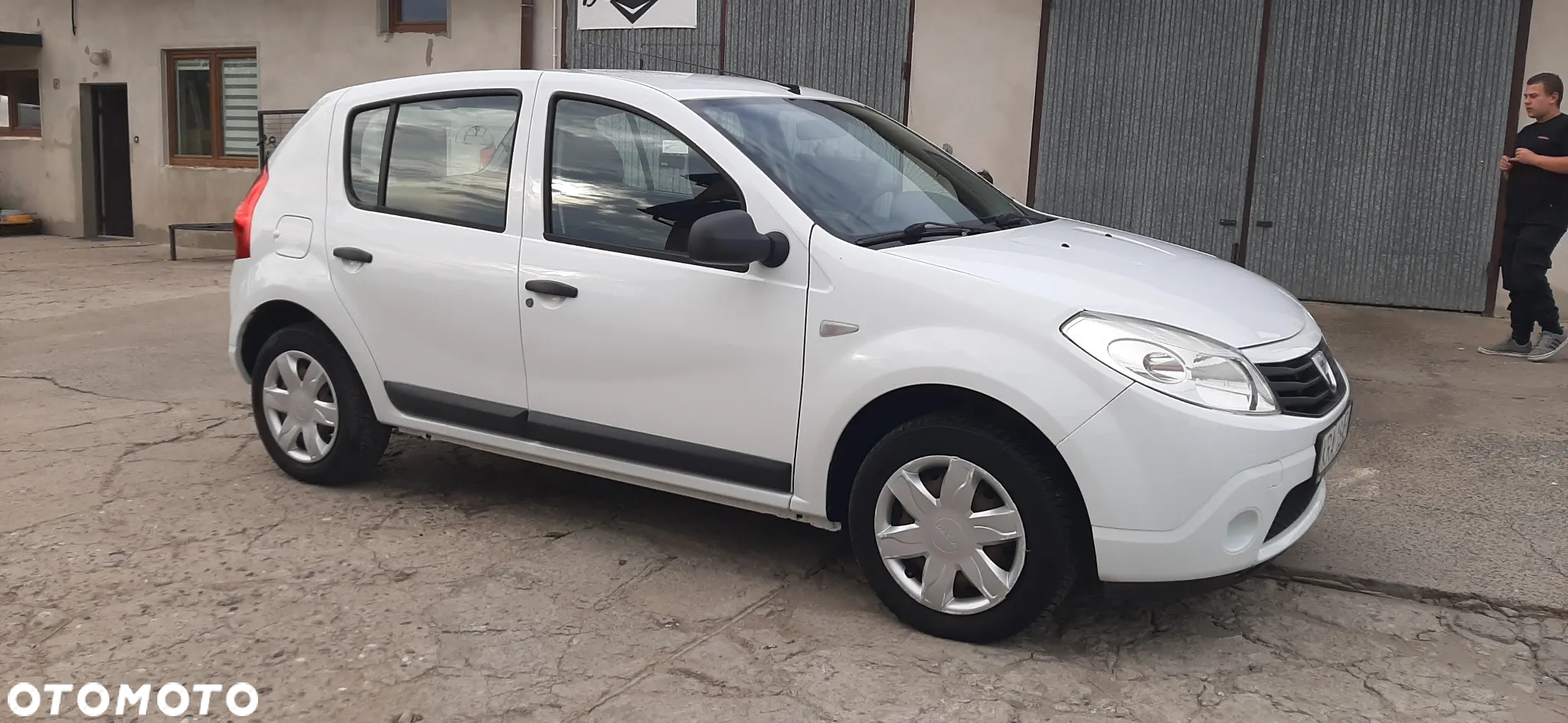 Dacia Sandero - 25