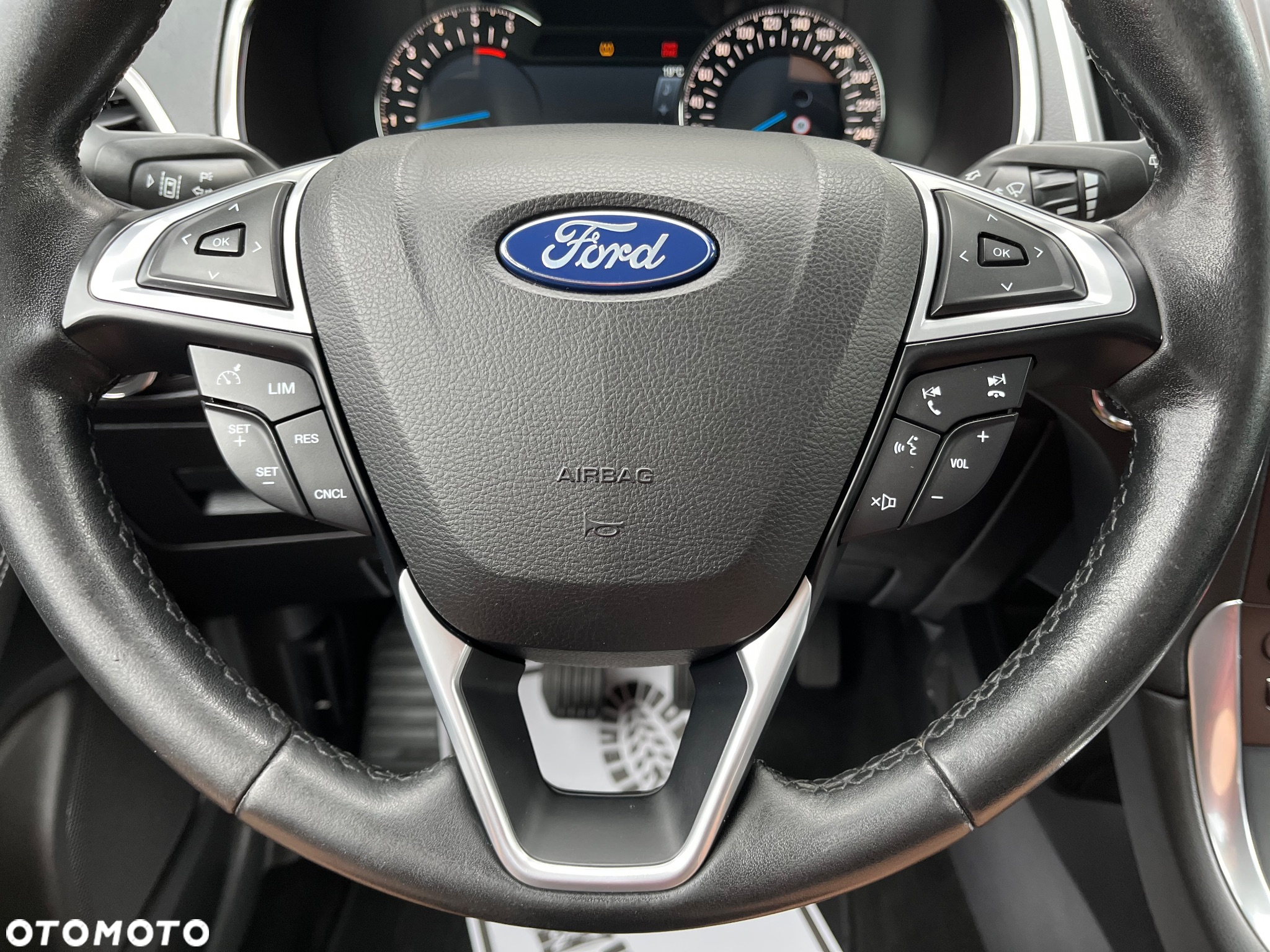 Ford Galaxy 2.0 TDCi Titanium - 39