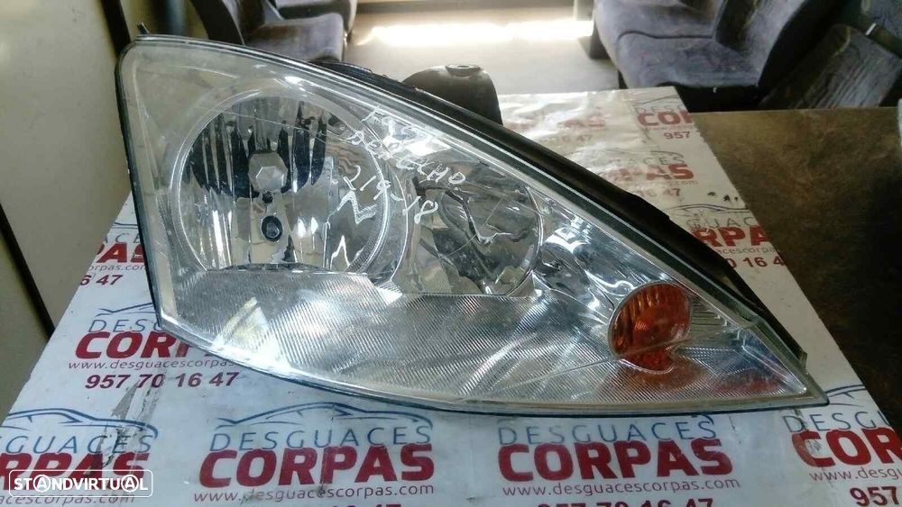 FAROL DIREITO FORD FOCUS 2003 -2M5113W029BE - 1
