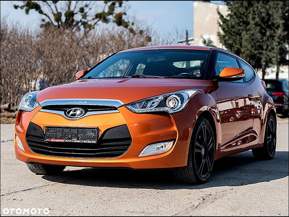 Hyundai Veloster - 5