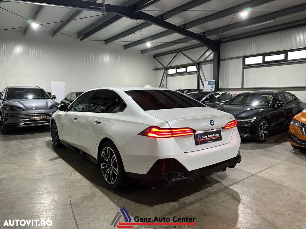 BMW Seria 5 520i AT MHEV - 3