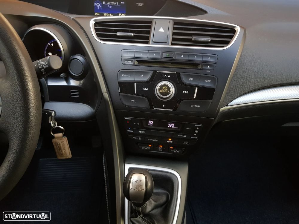 Honda Civic Tourer 1.6 i-DTEC Comfort - 17