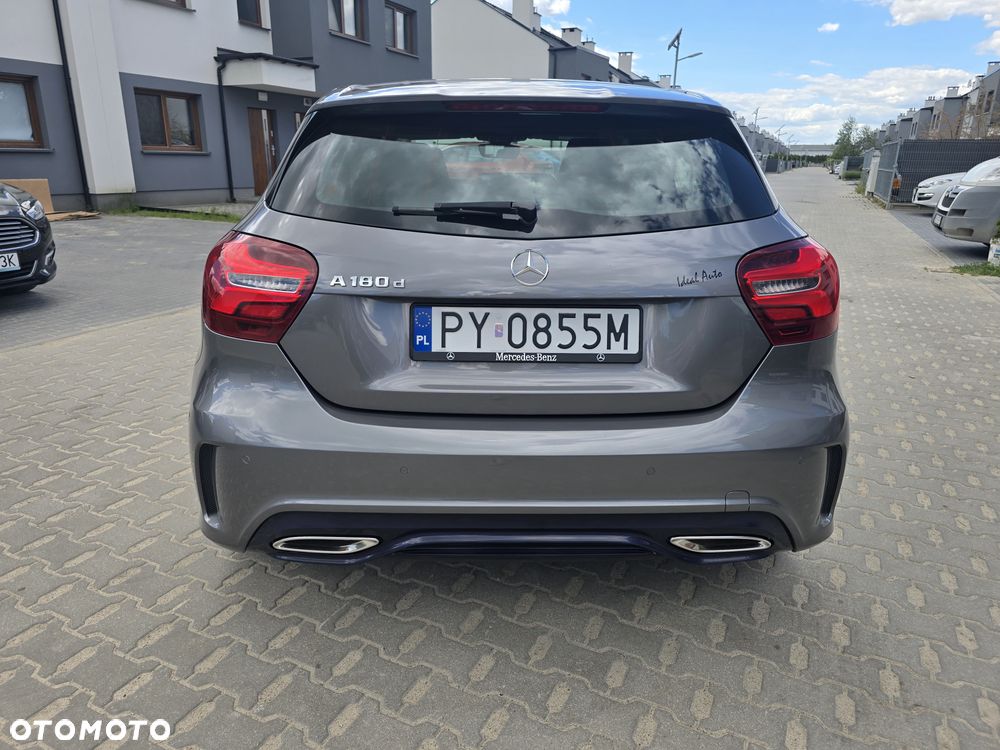 Mercedes-Benz Klasa A 180 d AMG Line 7G-DCT - 15