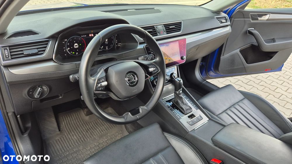 Skoda Superb 2.0 TDI SCR Style DSG - 8