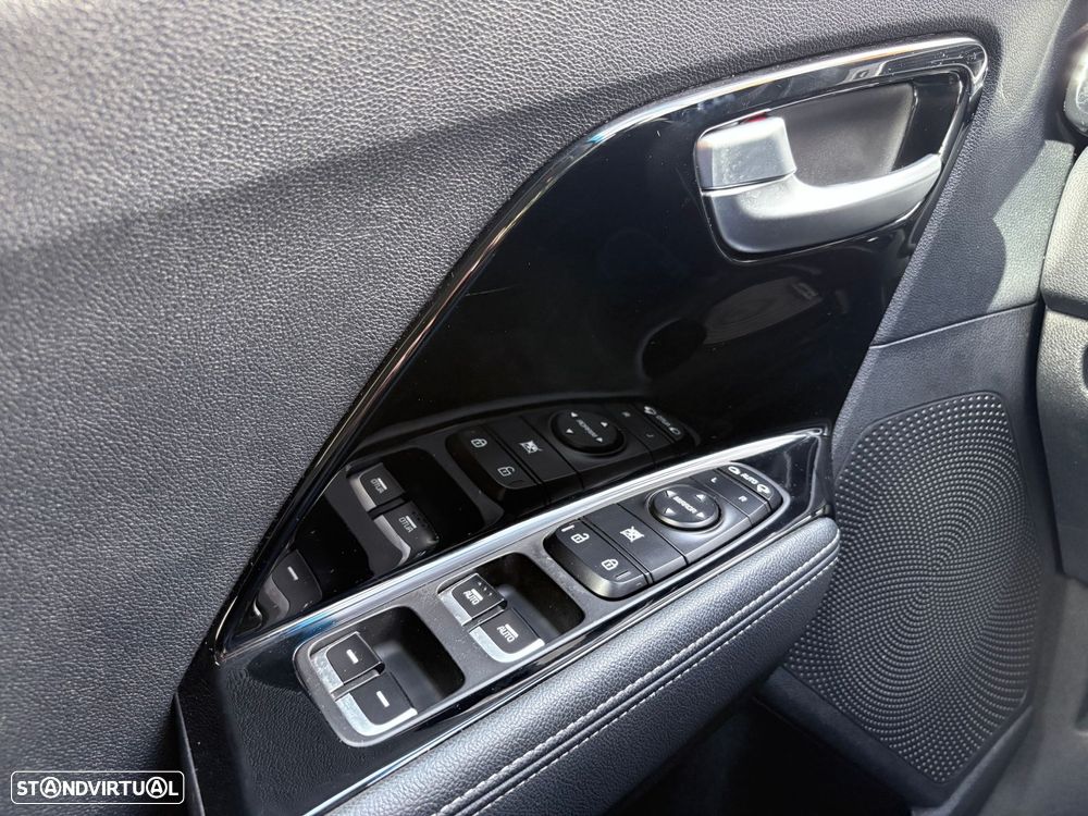 Kia Niro 1.6 GDi HEV Tech - 34