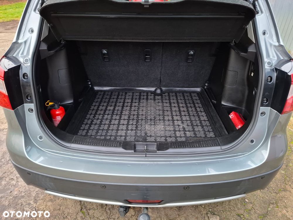 Suzuki SX4 S-Cross 1.6 Premium 4WD - 13