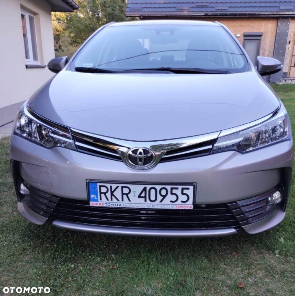Toyota Corolla 2018 photo 2