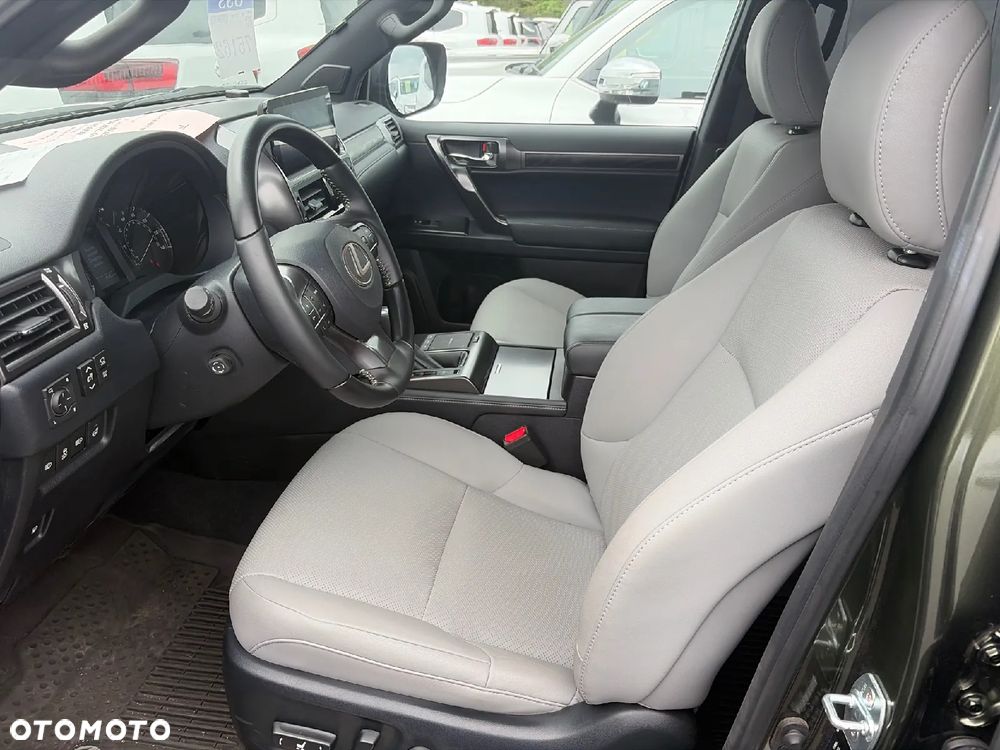 Lexus GX - 22
