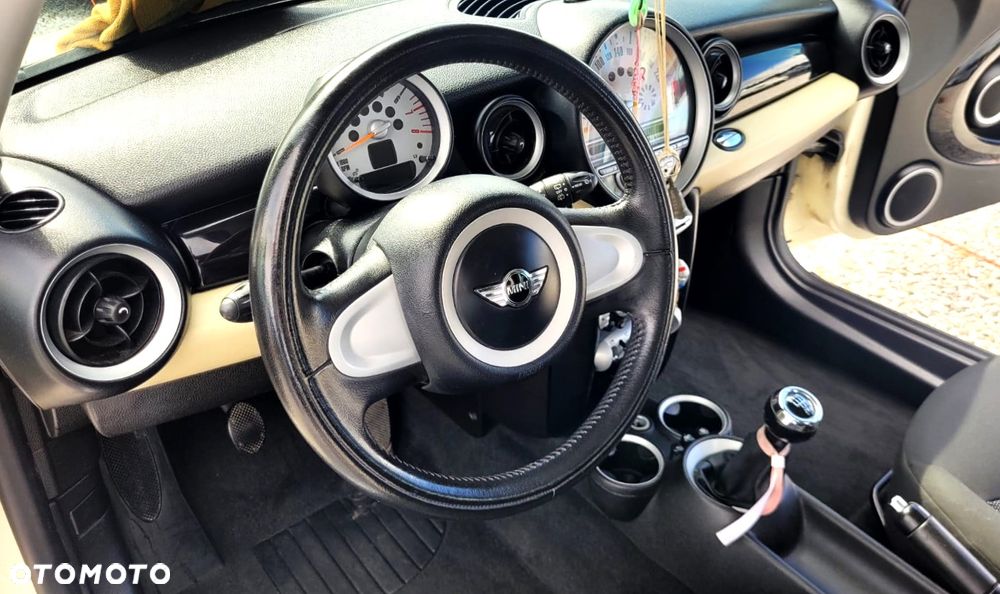 MINI ONE - 10