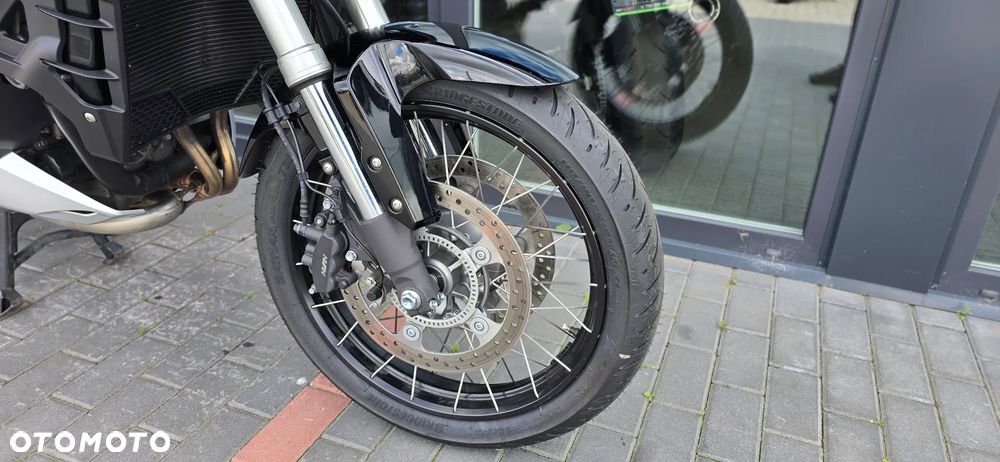 Honda VFR - 7