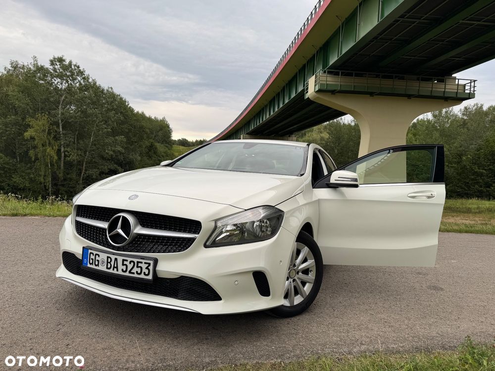 Mercedes-Benz Klasa A 180 Activity Edition - 10