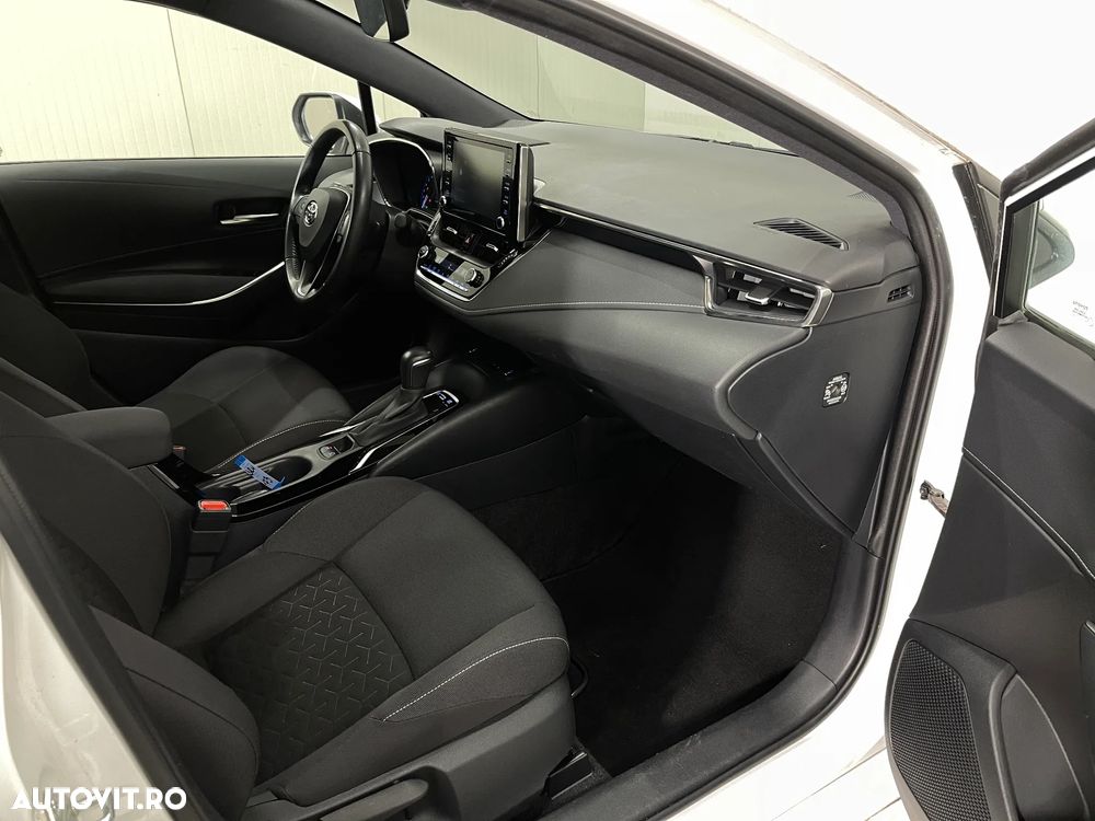 Toyota Corolla 1.8 Hybrid Touring Sports - 9