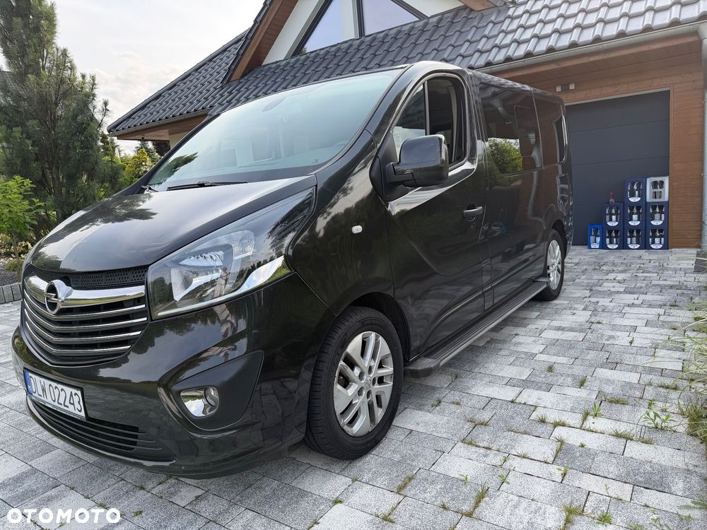 Opel Vivaro - 10