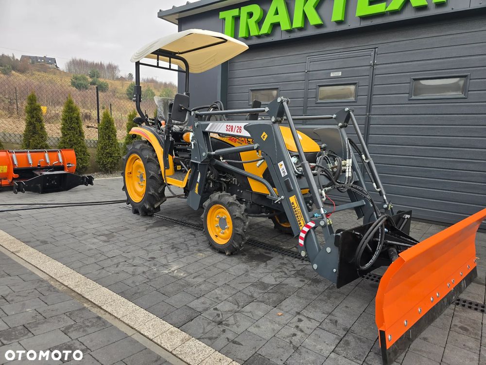 Kubota Force 325 - 3