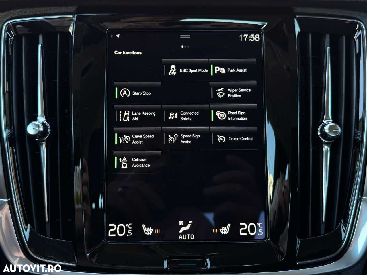 Volvo S90 D3 Momentum - 28