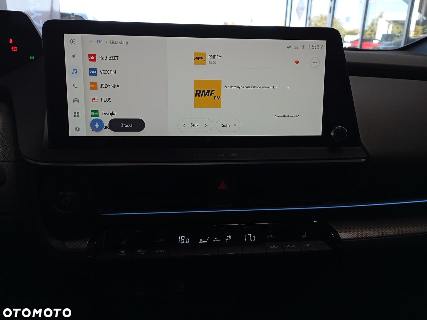Toyota Prius - 18