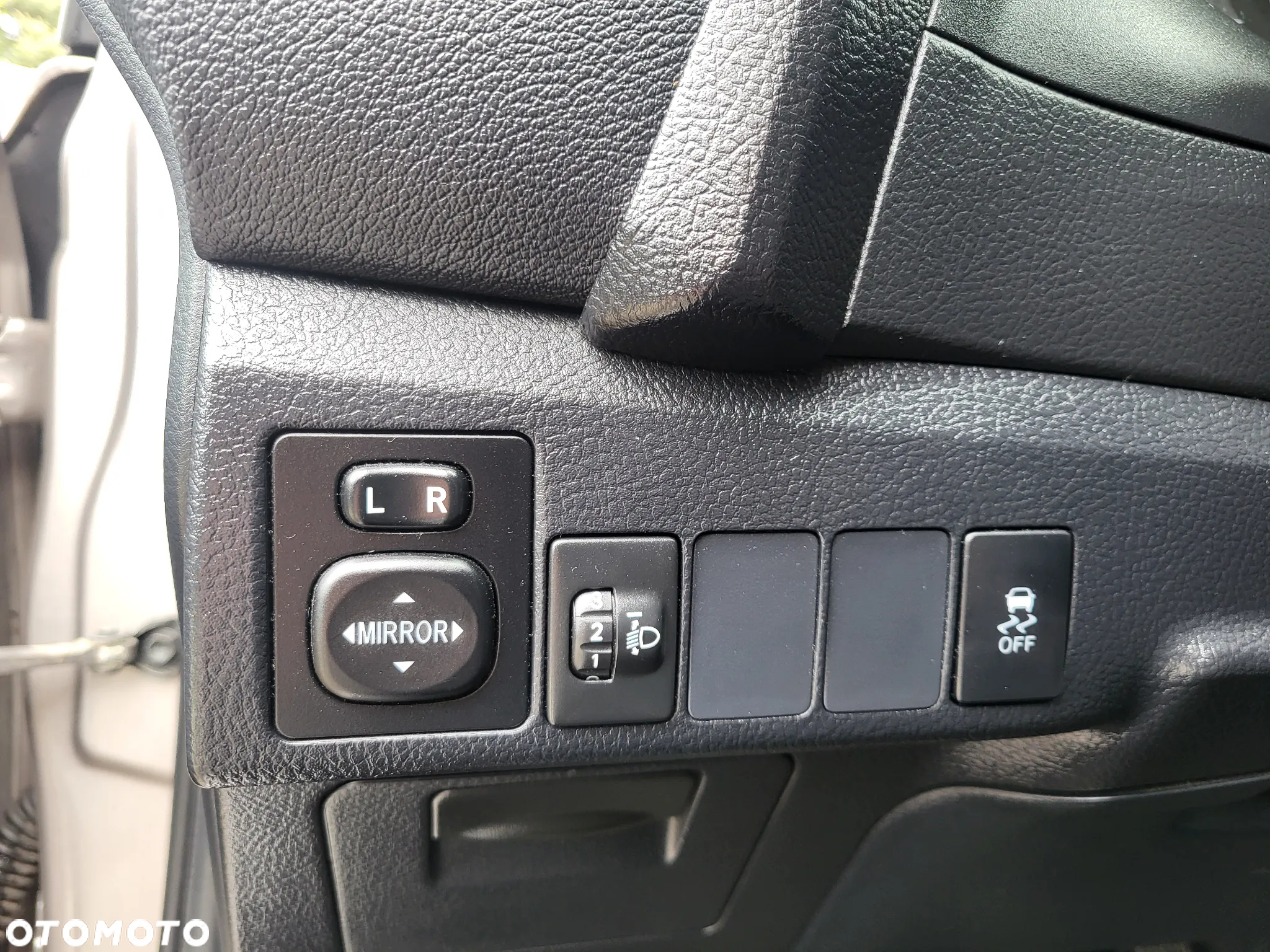Toyota Auris - 12