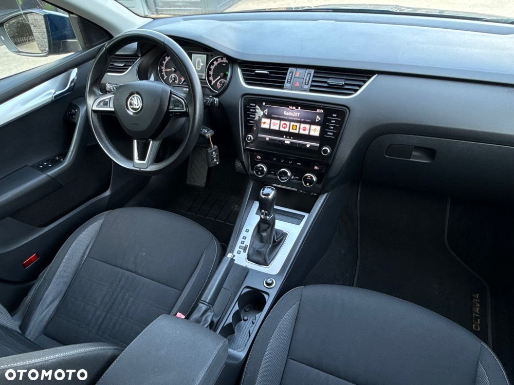 Skoda Octavia 1.6 TDI Style DSG - 2