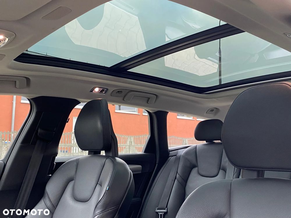 Volvo V90 D4 Momentum - 8