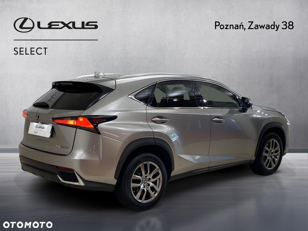 Lexus NX 300h Business Edition AWD - 2