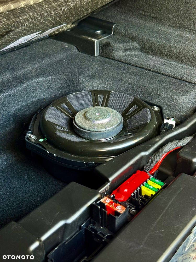 Mercedes-Benz CLA - 32