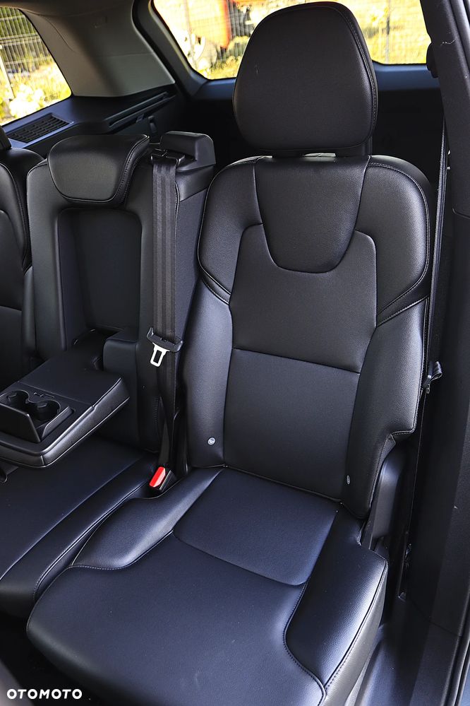 Volvo XC 90 T5 AWD Momentum - 13
