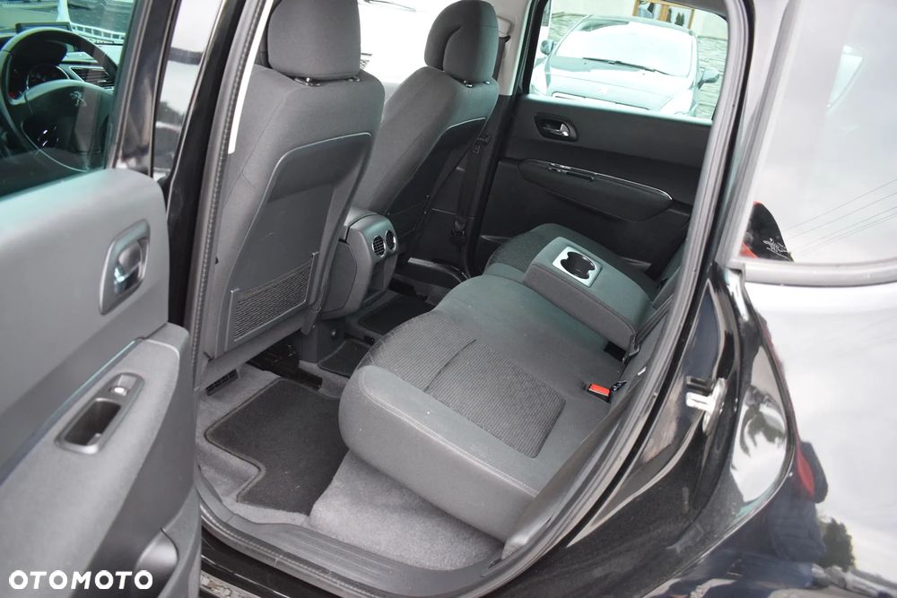 Peugeot 3008 BlueHDi 120 EAT6 Stop & Start Active - 9