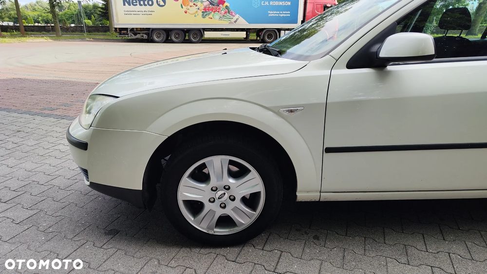 Ford Mondeo 1.8 Trend - 3