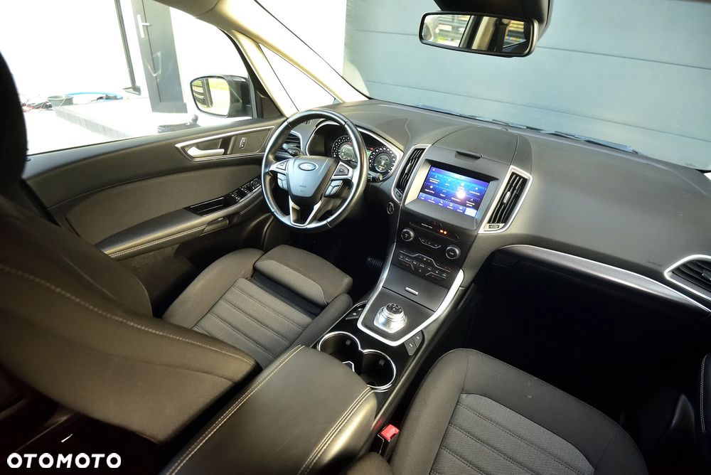 Ford S-Max 2.0 TDCi Titanium - 35