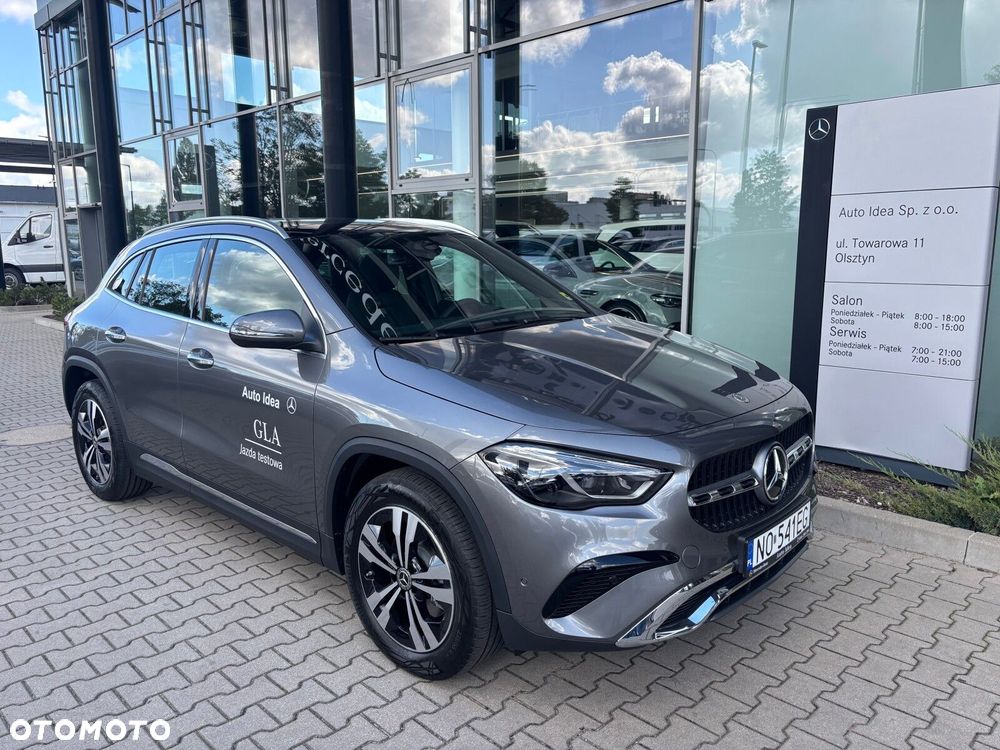 Mercedes-Benz GLA - 2