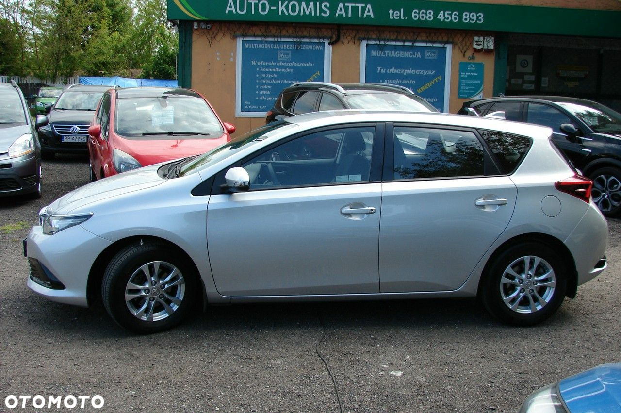 Toyota Auris - 5