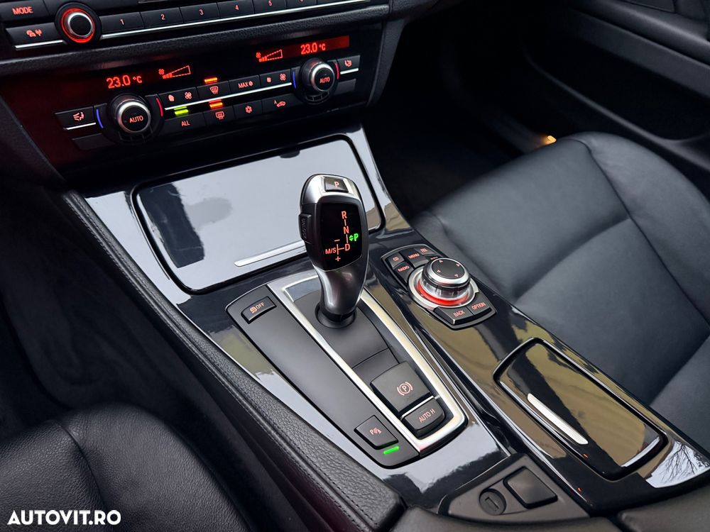 BMW Seria 5 520d Aut. - 9