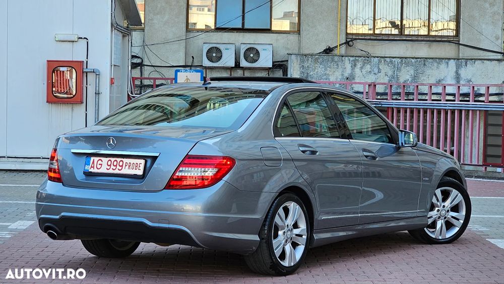 Mercedes-Benz C 220 (BlueTEC) d 7G-TRONIC Avantgarde - 4