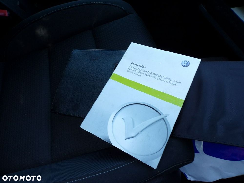 Volkswagen Golf - 29