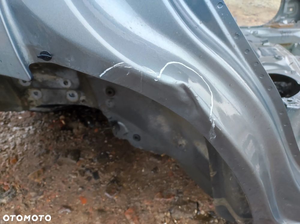 ĆWIARTKA BŁOTNIKA PRAWY TYŁ VOLVO XC60 II 2 - 5