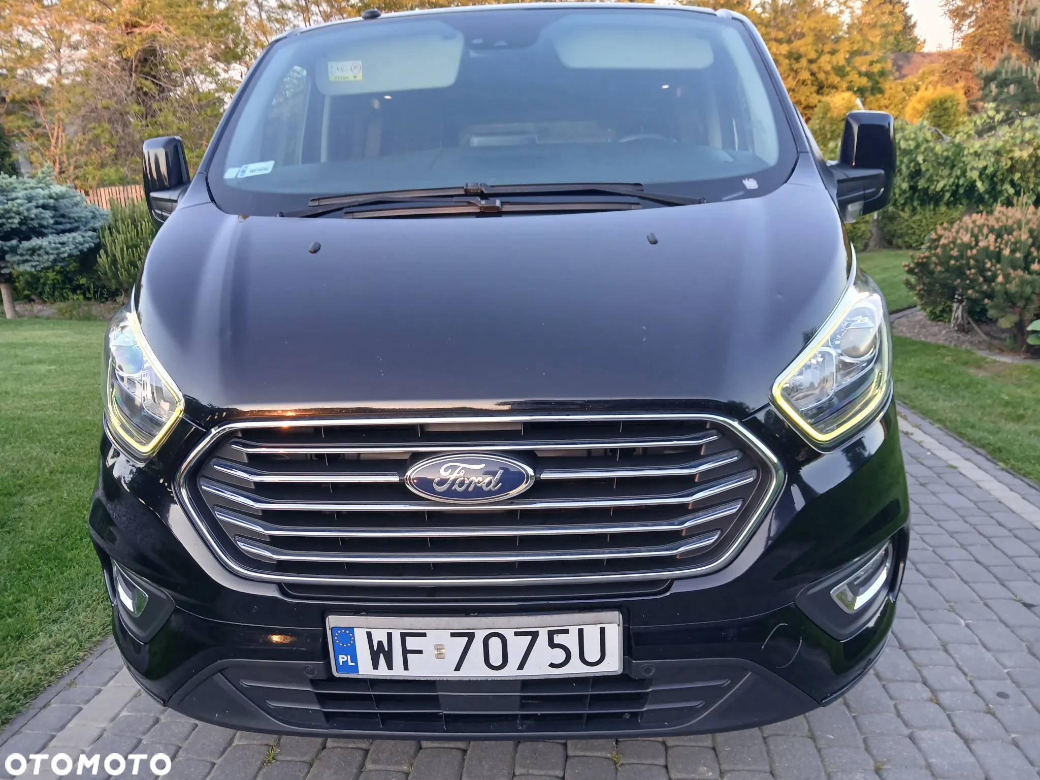 Ford Tourneo Custom 2.0 TDCi L2 Sport - 2