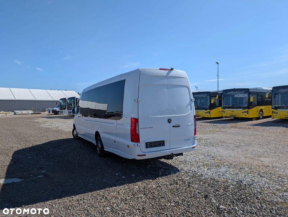 Mercedes-Benz Sprinter 517 - 7