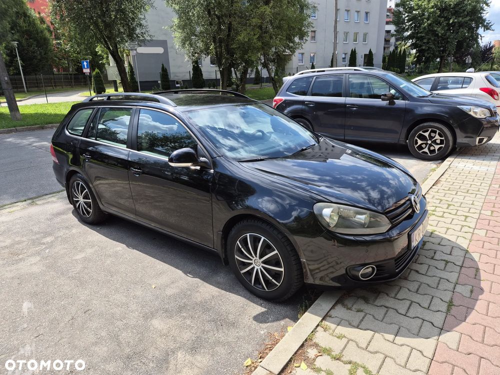 Volkswagen Golf VI 1.6 TDI Comfortline - 1