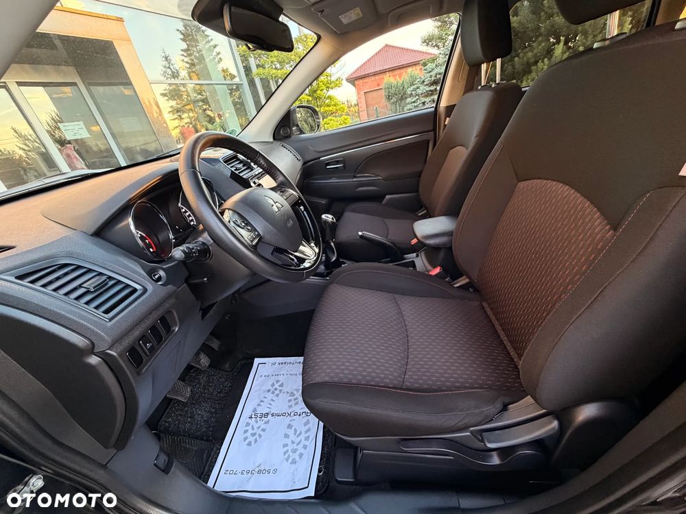 Mitsubishi ASX - 18
