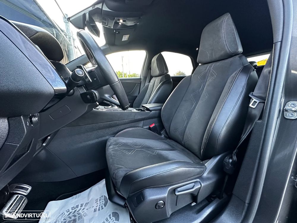 DS DS7 Crossback E-Tense Performance Line EAT8 - 15