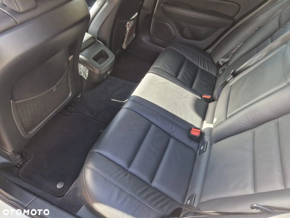 Volvo V60 D4 SCR AWD Momentum - 23