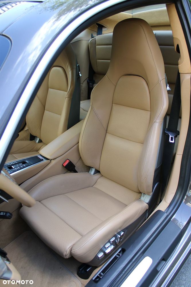Porsche 911 Carrera S PDK - 8