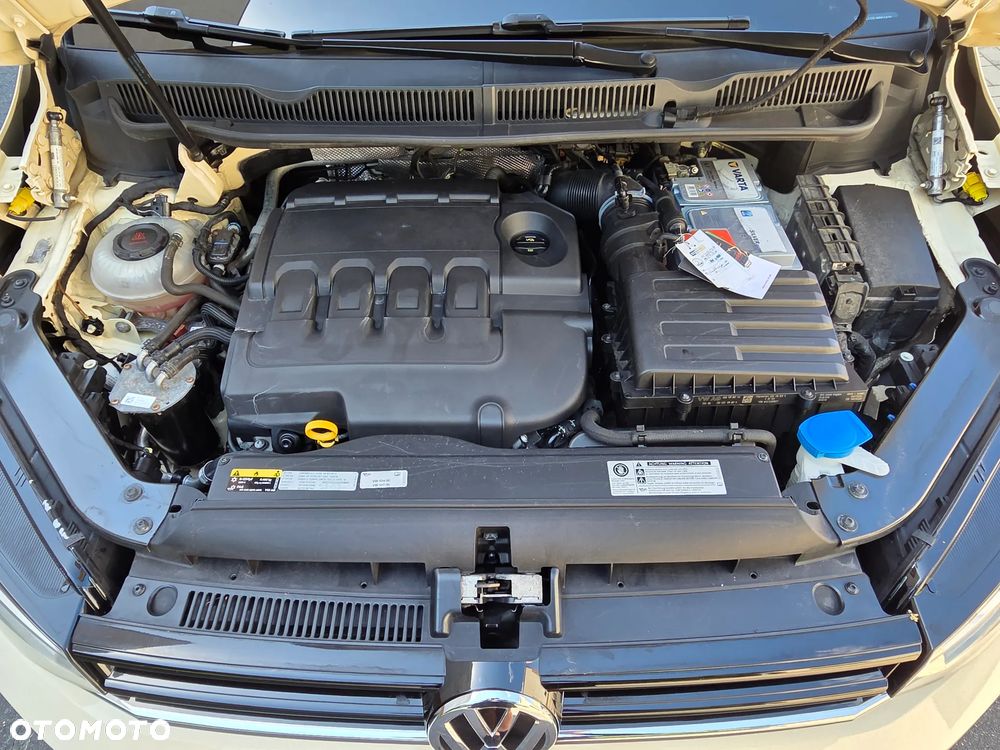 Volkswagen Touran 2.0 TDI SCR DSG Trendline - 38